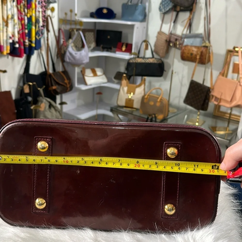 Authentic Louis Vuitton Vernis Alma PM Handbag